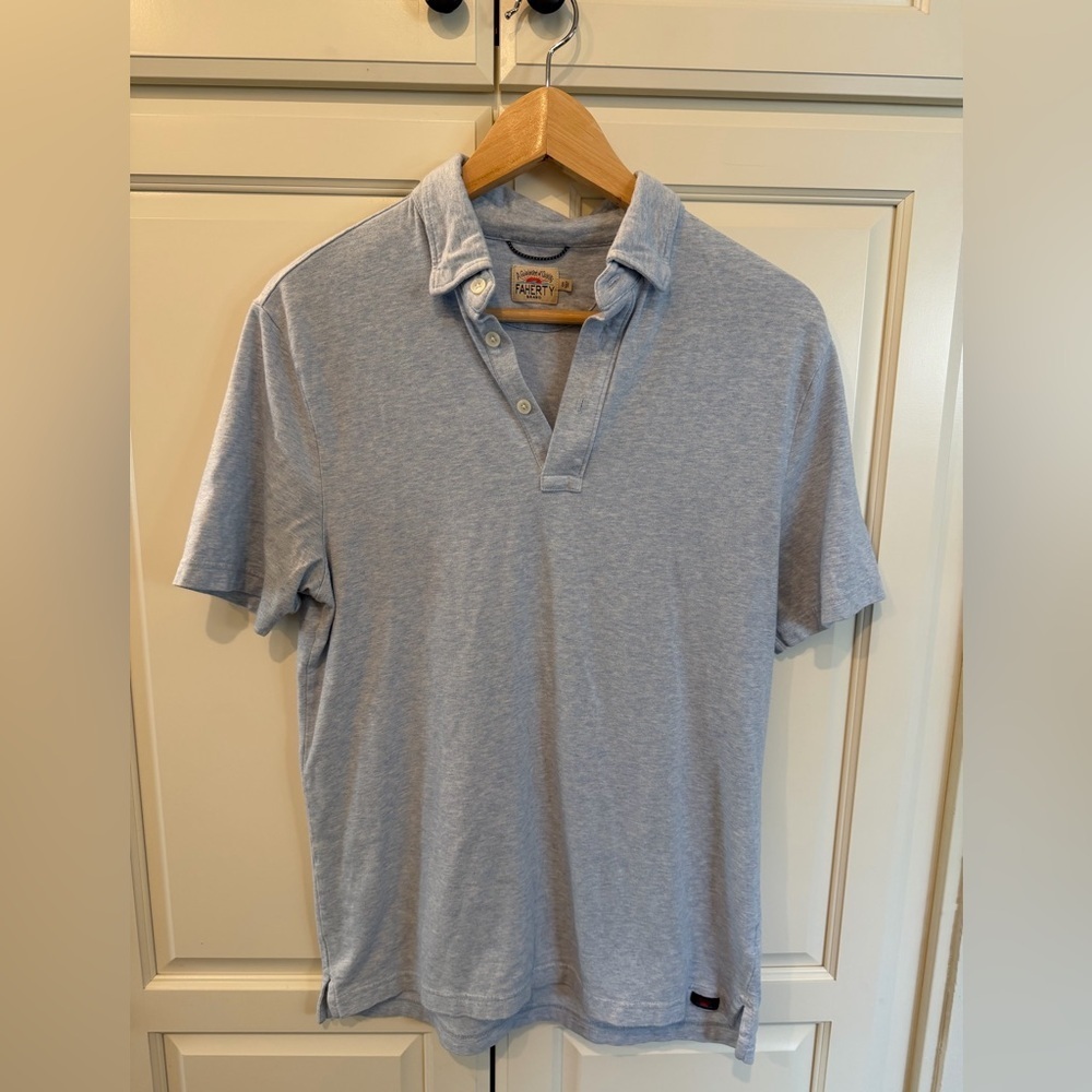 Faherty Heathered Blue Polo Small